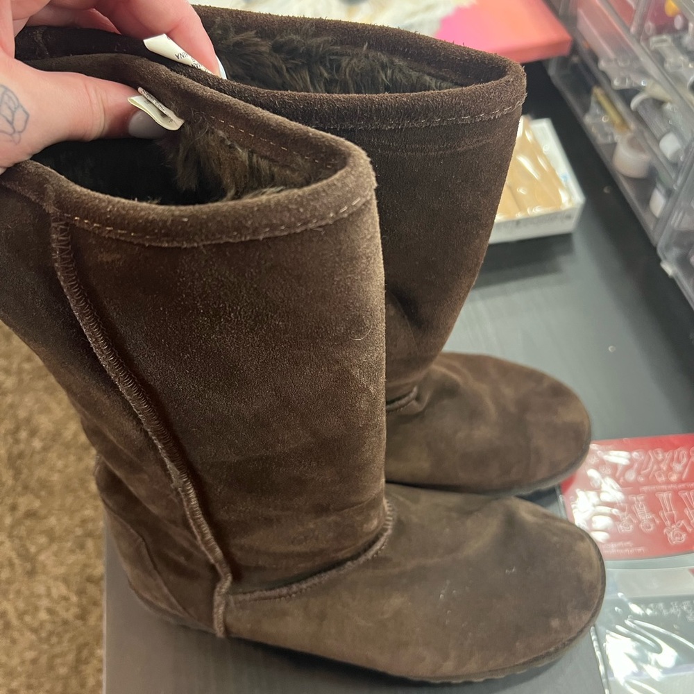 Xhileration Brown Ugg Boots size 9